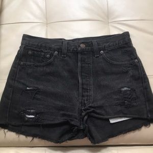 Black cut off Levi shorts